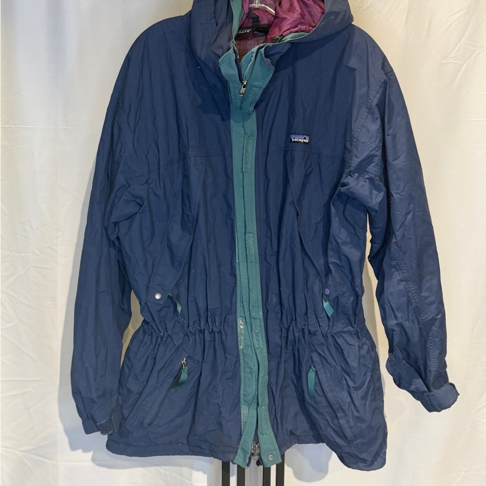 Patagonia Blue and Teal Ski Jacket - Picture 1 of 4